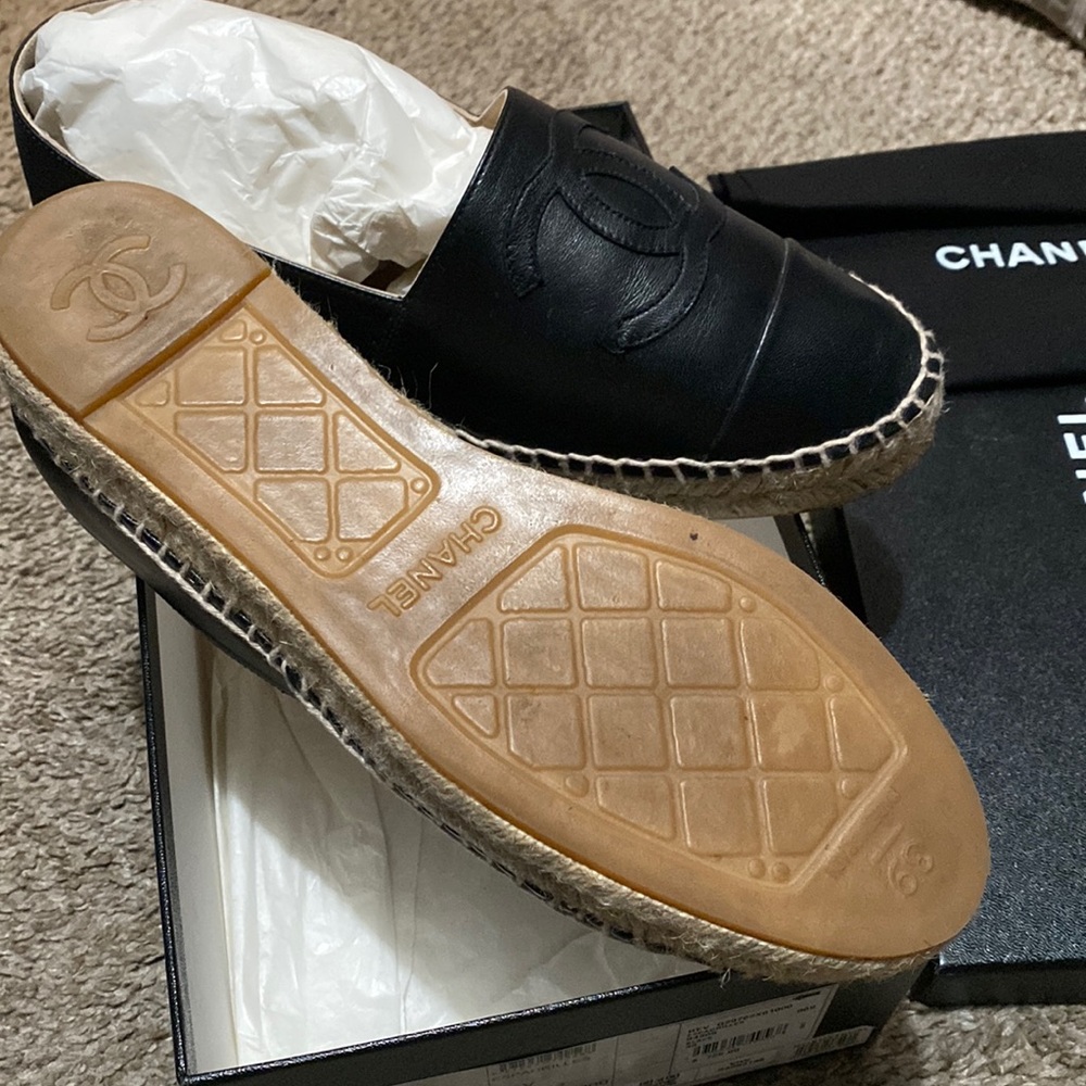 Chanel Women shoes - Picture 4 of 6